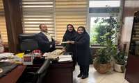 تجلیل معاون درمان دانشگاه علوم پزشکی ایران از ماماها به مناسبت روز جهانی ماما 